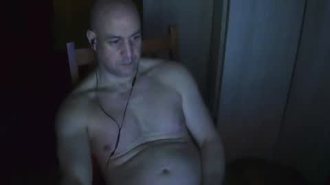 Snapshot of papagooner chatting on 01/13/26, 11:37 Papa online show from 01/13/26, 11:37