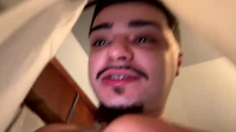 Snapshot of papi232021 chatting on 10/16/25, 08:43 papi232021 online show from 10/16/25, 08:43