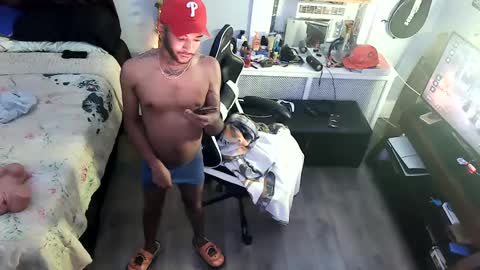 papian0 online show from 10/05/25, 10:02