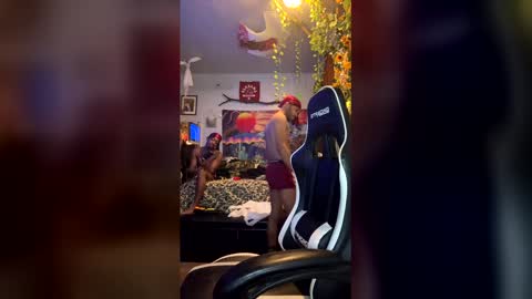 papian0 online show from 11/29/25, 05:43