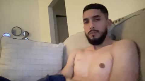 papicubano_guapo23cm online show from 03/01/25, 08:23