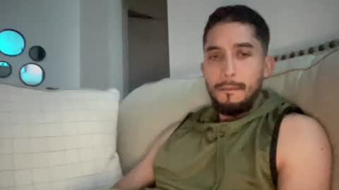 papicubano_guapo23cm online show from 06/23/26, 10:35