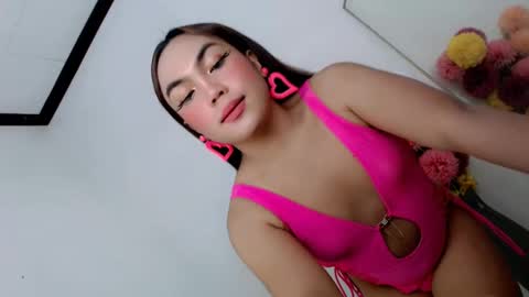 Fina Dwarf online show from 03/06/25, 11:47