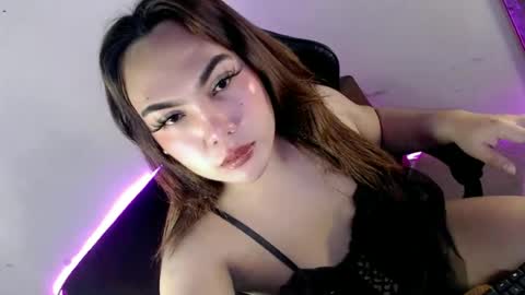 Snapshot of papigoddesslover chatting on 06/18/26, 11:58 Fina Dwarf online show from 06/18/26, 11:58