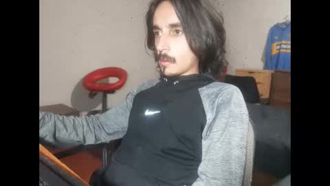 Snapshot of papito20cm chatting on 12/03/24, 04:14 Lau online show from 12/03/24, 04:14