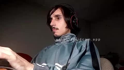 Snapshot of papito20cm chatting on 09/14/25, 02:44 Lau online show from 09/14/25, 02:44