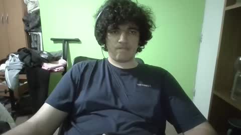 Snapshot of papitowilly999 chatting on 12/27/24, 02:25 Papito online show from 12/27/24, 02:25