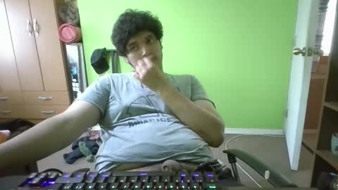 Snapshot of papitowilly999 chatting on 12/04/25, 09:34 Papito online show from 12/04/25, 09:34