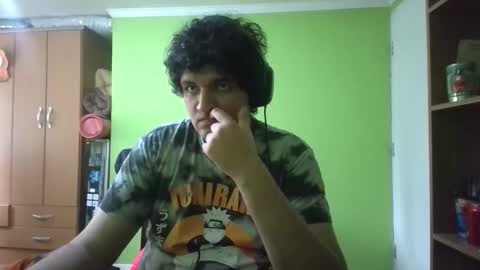 Snapshot of papitowilly999 chatting on 12/21/25, 04:36 Papito online show from 12/21/25, 04:36