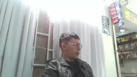 Snapshot of pappi777 chatting on 10/31/25, 04:52 pappi777 online show from 10/31/25, 04:52