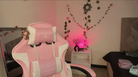 Paprika online show from 11/23/25, 06:19