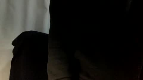 papy_dani33 online show from 10/31/25, 07:42