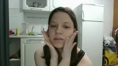 Snapshot of paradise_tease chatting on 04/27/26, 05:11 paradise_tease online show from 04/27/26, 05:11