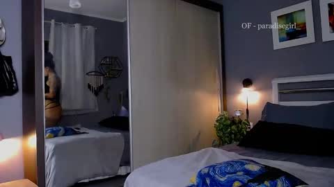 Snapshot of paradisegirl_ chatting on 12/10/24, 12:39 My alter ego Betinna Flowers - a tattooed Miss - Are you missing me come in here - online show from 12/10/24, 12:39