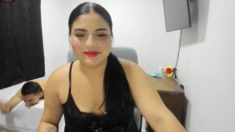 Snapshot of pareja_curiosa19 chatting on 02/13/26, 01:23 pareja_curiosa19 online show from 02/13/26, 01:23