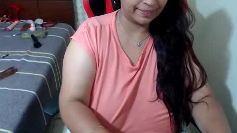 Luna online show from 05/14/26, 05:47