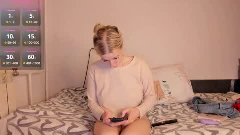 Snapshot of paris_hilt_on chatting on 02/03/25, 01:08 Sasha online show from 02/03/25, 01:08