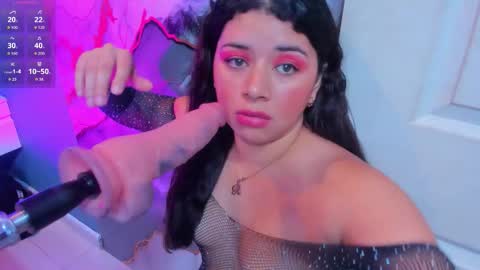 paris_secret online show from 11/14/25, 11:42