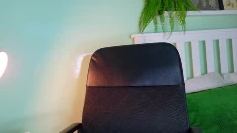 PARIS online show from 11/10/25, 07:46