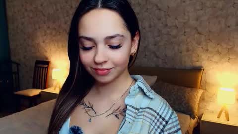 Snapshot of parislina chatting on 11/12/25, 06:52 Barbara online show from 11/12/25, 06:52