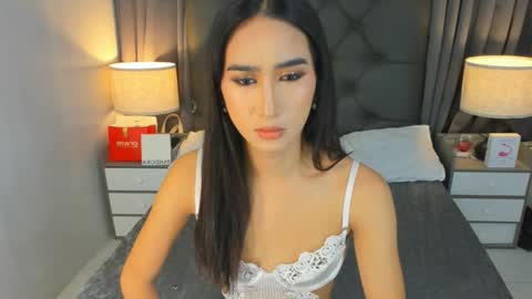 parismilker online show from 12/14/25, 11:09