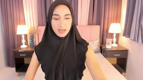 parismilker online show from 02/01/26, 12:59