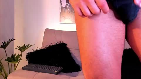 Snapshot of parker_lavine chatting on 02/10/25, 12:19 parker lavine online show from 02/10/25, 12:19