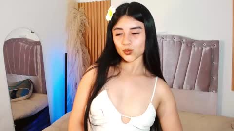 parker_leex online show from 10/04/25, 12:52