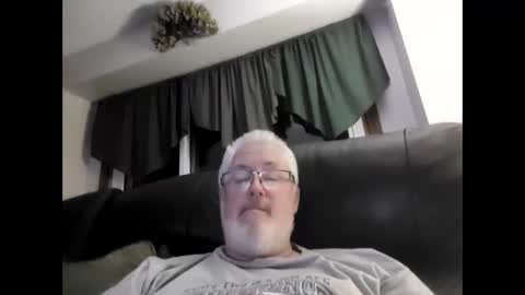 Snapshot of part86 chatting on 12/14/24, 02:34 part86 online show from 12/14/24, 02:34