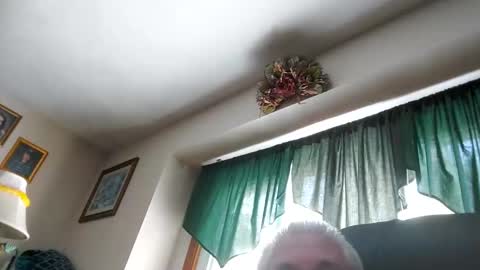 Snapshot of part86 chatting on 12/27/24, 06:42 part86 online show from 12/27/24, 06:42