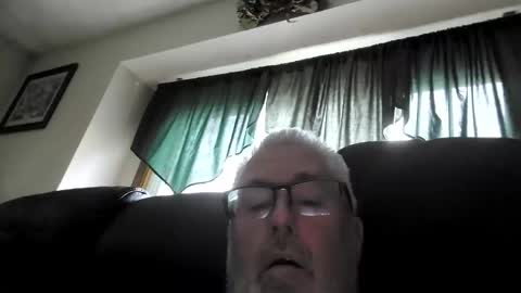 Snapshot of part86 chatting on 12/29/24, 02:31 part86 online show from 12/29/24, 02:31