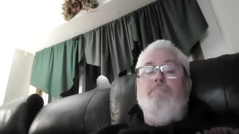 Snapshot of part86 chatting on 01/16/25, 11:37 part86 online show from 01/16/25, 11:37