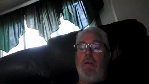 Snapshot of part86 chatting on 01/19/25, 01:22 part86 online show from 01/19/25, 01:22