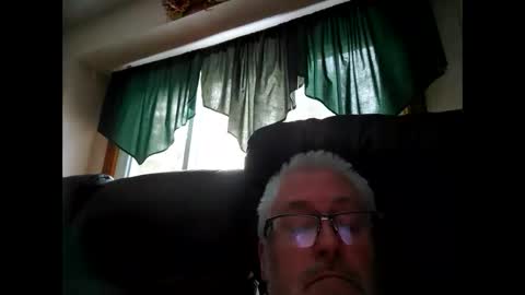 Snapshot of part86 chatting on 02/08/25, 08:10 part86 online show from 02/08/25, 08:10