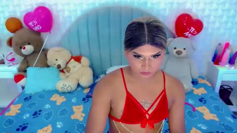 Snapshot of party_duo_trans chatting on 02/15/25, 12:26 sara y cata online show from 02/15/25, 12:26