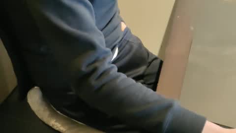 Snapshot of partyboy_ chatting on 01/20/25, 05:48 Partyboy online show from 01/20/25, 05:48