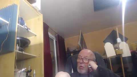 pascal88881 online show from 12/25/24, 11:10