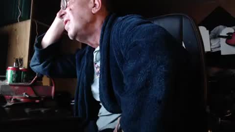 pascal88881 online show from 11/01/25, 09:11