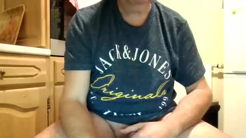 pascalou02 online show from 11/26/25, 11:50