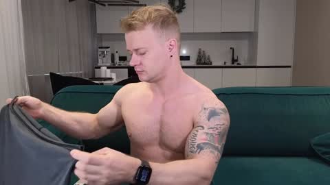 Pashka online show from 01/05/25, 09:37