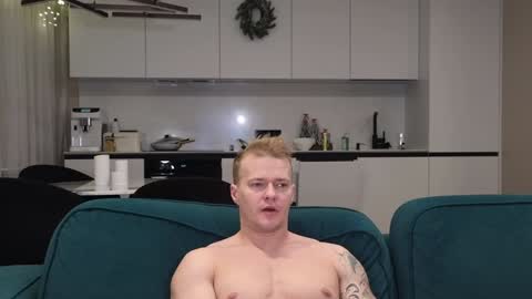 Pashka online show from 01/12/25, 12:23