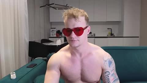 Pashka online show from 02/10/25, 12:08