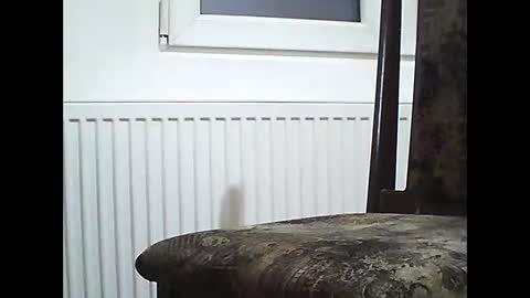 Snapshot of pasivkko chatting on 03/10/25, 08:34 Soorluh online show from 03/10/25, 08:34