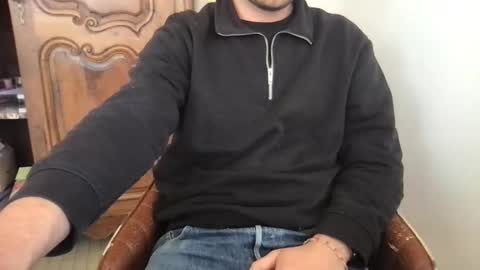 Snapshot of passifhot3 chatting on 09/30/25, 10:53 passifhot3 online show from 09/30/25, 10:53