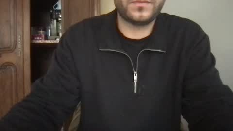 Snapshot of passifhot3 chatting on 10/01/25, 06:41 passifhot3 online show from 10/01/25, 06:41