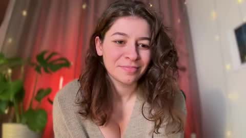 Snapshot of passionessa chatting on 02/26/25, 11:41 Call me Miss Alice Careful Passion Queen online show from 02/26/25, 11:41