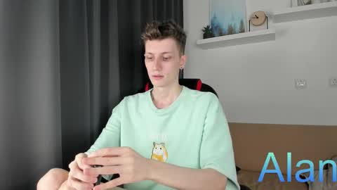 Snapshot of passionprince69 chatting on 10/18/25, 03:35 Alan online show from 10/18/25, 03:35