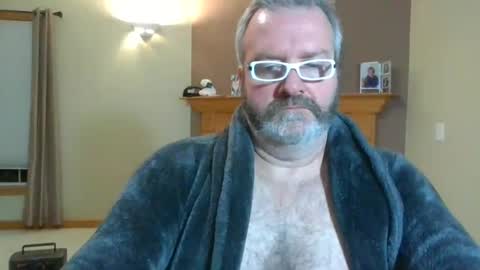 passporttraveler1 online show from 12/24/24, 03:05