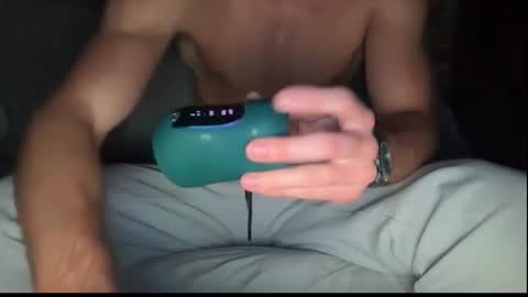 Snapshot of patcums chatting on 11/03/25, 06:47 patcums online show from 11/03/25, 06:47