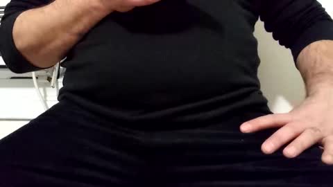 Snapshot of pato0008 chatting on 12/17/24, 04:45 JD online show from 12/17/24, 04:45